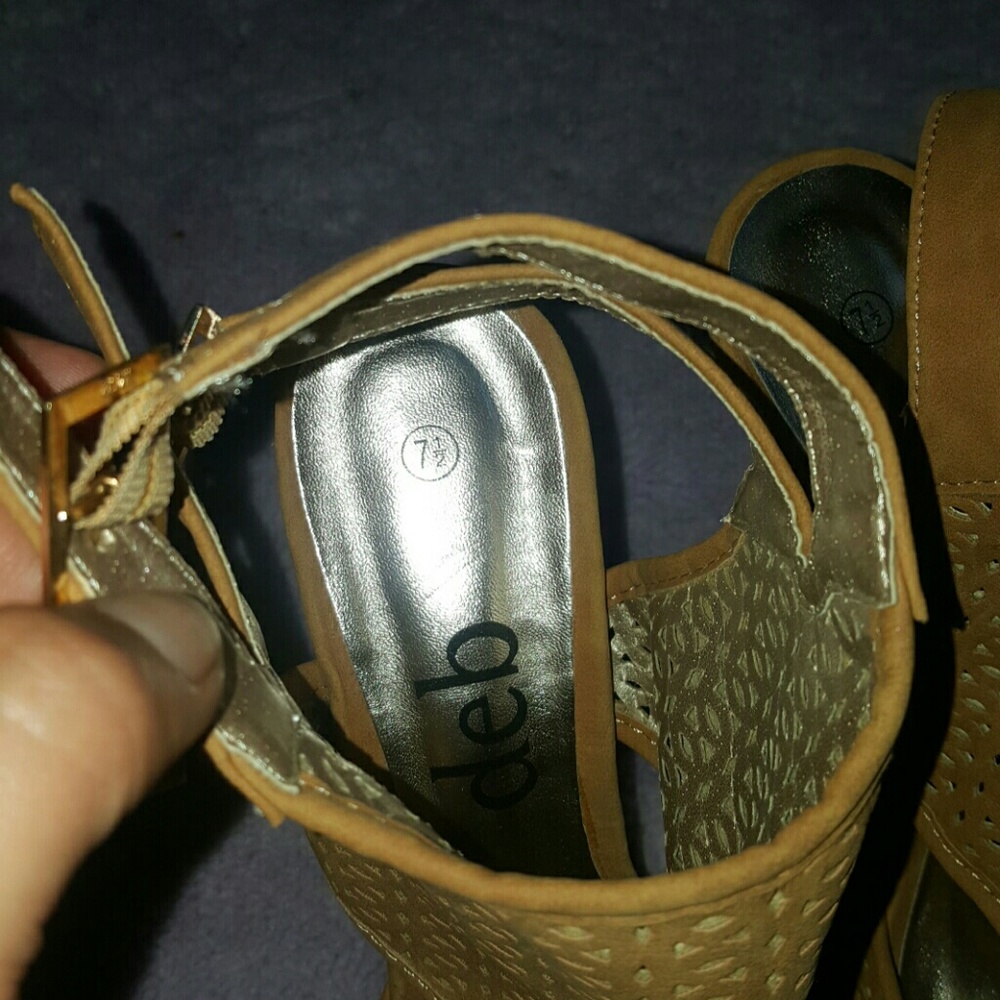 High Heels - Picture 4 of 6